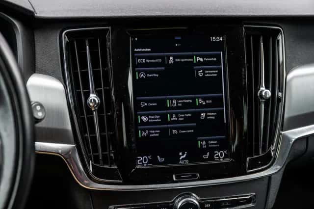 Volvo V90 (2019) thumbnail 19