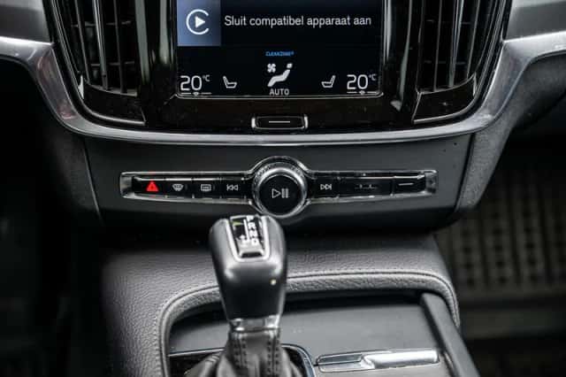 Volvo V90 (2019) thumbnail 23
