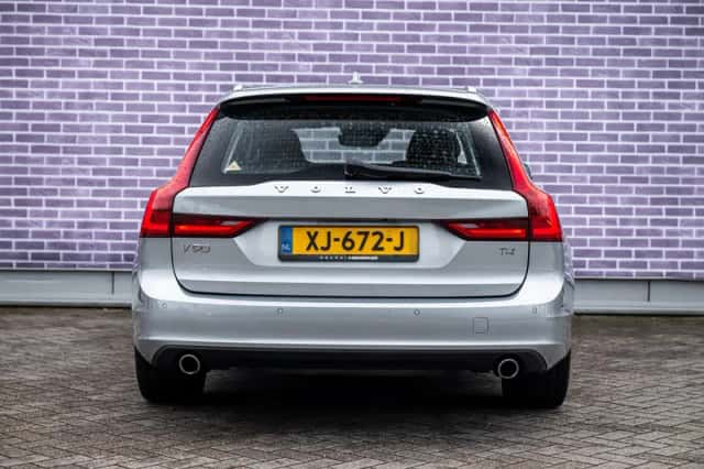Volvo V90 (2019) thumbnail 10