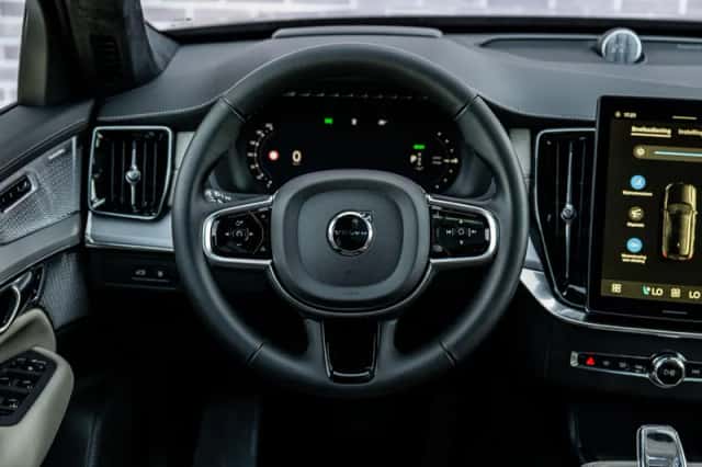 Volvo XC90 (2026) thumbnail 4