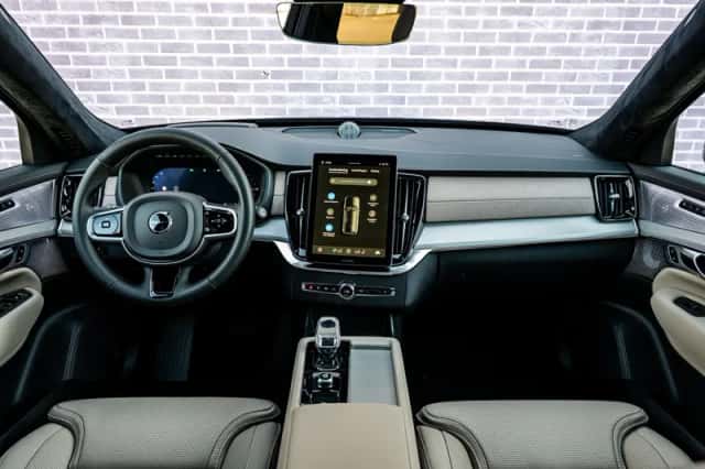 Volvo XC90 (2026) thumbnail 6