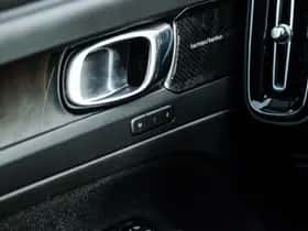 Volvo XC40 thumbnail 24