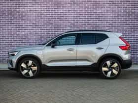 Volvo XC40 thumbnail 4