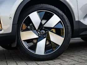 Volvo XC40 thumbnail 32