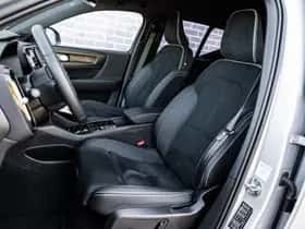 Volvo XC40 thumbnail 6