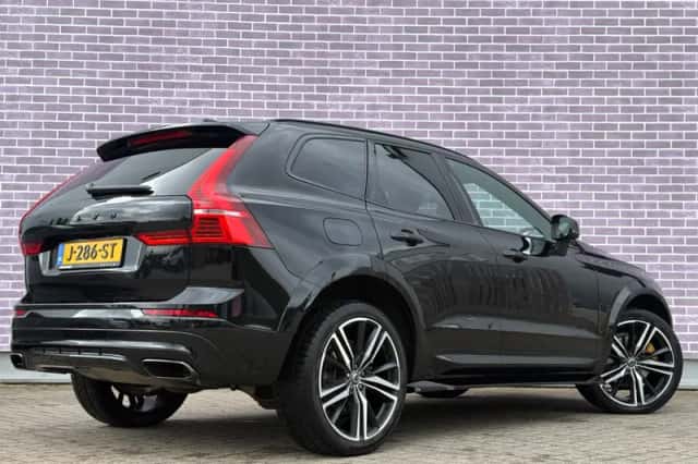 Volvo XC60 (2020) thumbnail 2