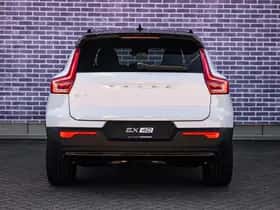 Volvo EX40 thumbnail 11