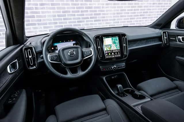 Volvo EX40 (2026) thumbnail 12