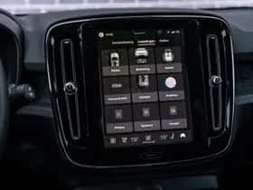 Volvo EX40 thumbnail 21
