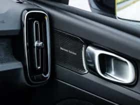 Volvo EX40 thumbnail 24