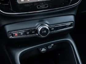 Volvo EX40 thumbnail 26