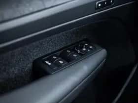 Volvo EX40 thumbnail 28
