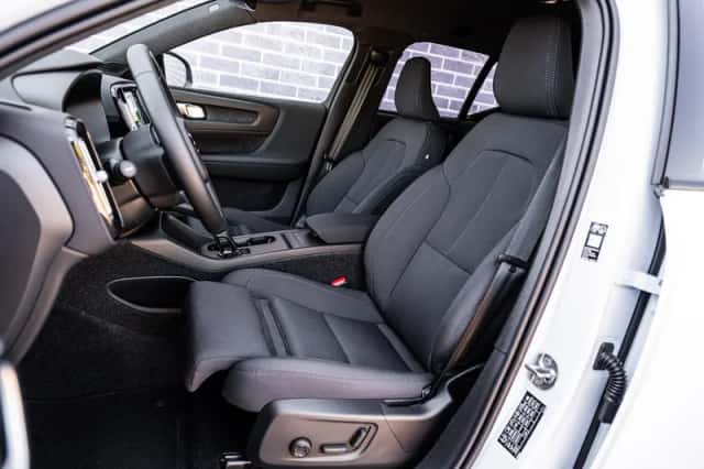 Volvo EX40 (2026) thumbnail 7