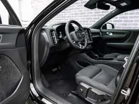 Volvo XC40 thumbnail 18