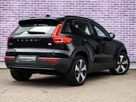 Volvo XC40 thumbnail 4
