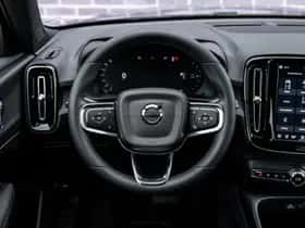 Volvo XC40 thumbnail 5