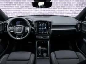 Volvo XC40 thumbnail 7