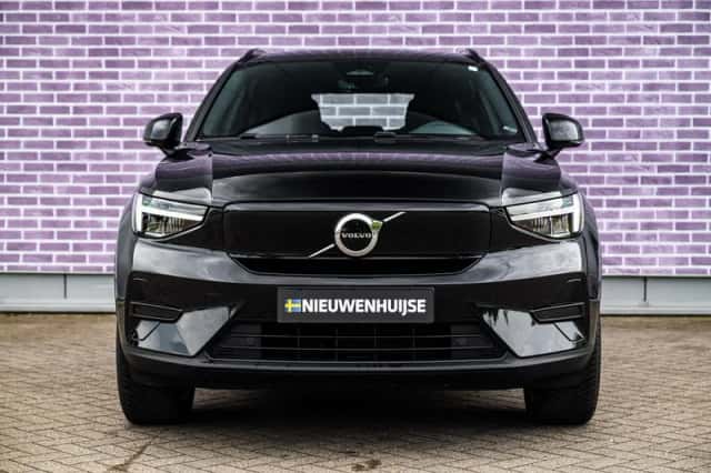 Volvo XC40 (2023) thumbnail 10