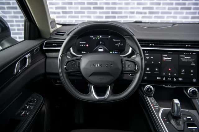 Lynk & Co 01 (2021) thumbnail 4