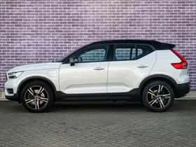 Volvo XC40 thumbnail 6