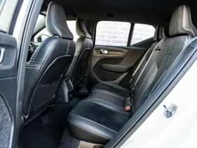 Volvo XC40 thumbnail 10