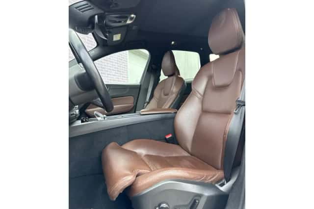 Volvo XC60 (2020) thumbnail 4