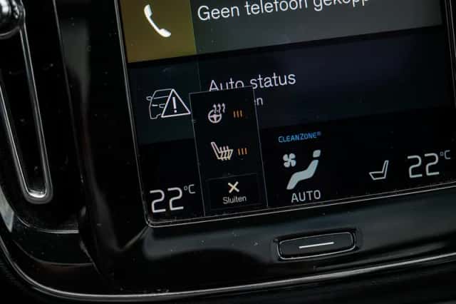 Volvo XC40 (2021) thumbnail 23