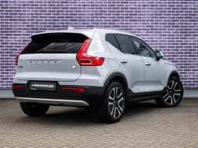 Volvo XC40 thumbnail 4