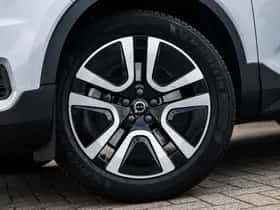 Volvo XC40 thumbnail 32
