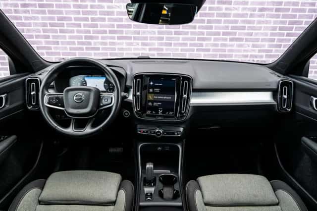 Volvo XC40 (2021) thumbnail 7