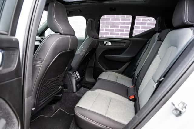 Volvo XC40 (2021) thumbnail 9