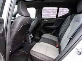 Volvo XC40 thumbnail 9