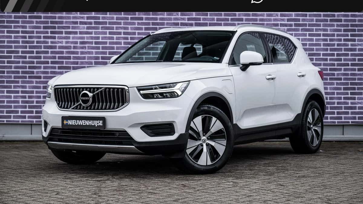Volvo XC40 — foto 1