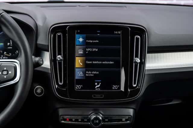 Volvo XC40 (2021) thumbnail 13