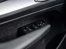 Volvo XC40 thumbnail 23