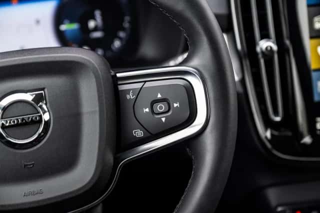 Volvo XC40 (2021) thumbnail 25