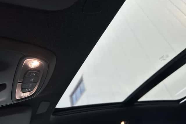 Volvo XC40 (2022) thumbnail 10
