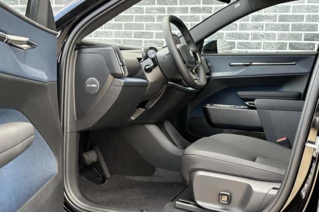 Volvo EX30 (2026) thumbnail 14