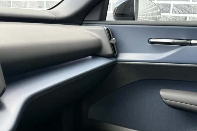 Volvo EX30 (2026) thumbnail 21