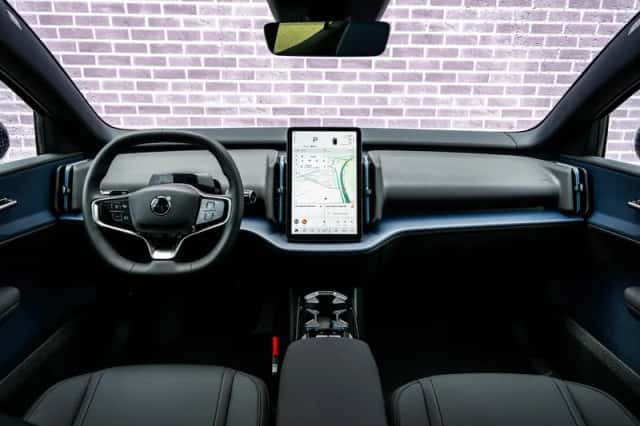 Volvo EX30 (2026) thumbnail 6