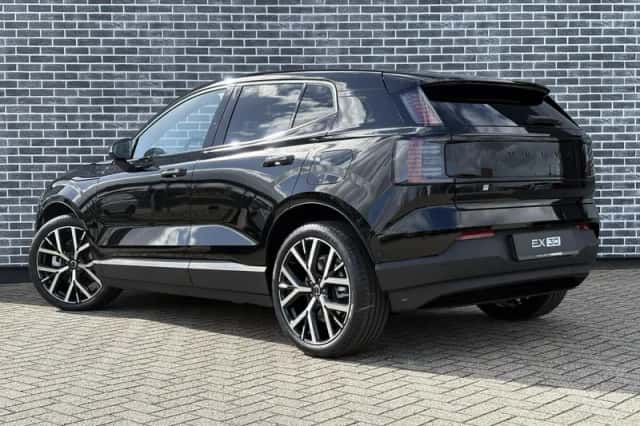 Volvo EX30 (2026) thumbnail 6