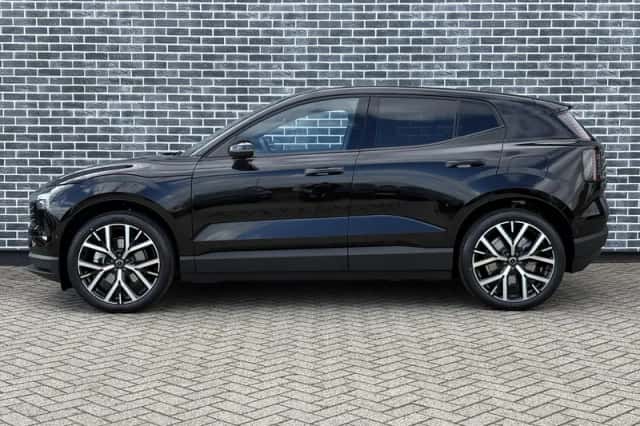 Volvo EX30 (2026) thumbnail 8