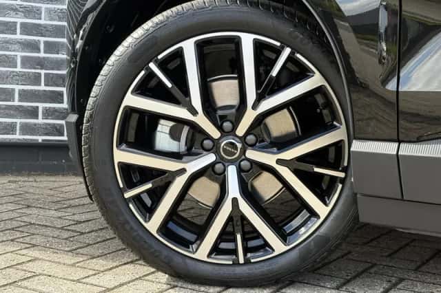 Volvo EX30 (2026) thumbnail 9