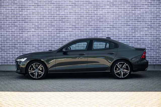 Volvo S60 (2022) thumbnail 6