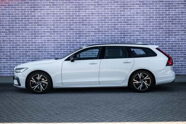 Volvo V90 (2021) thumbnail 6