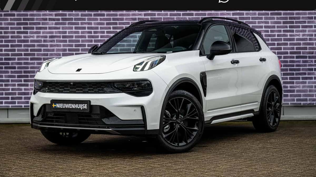 Lynk & Co 01 — foto 1