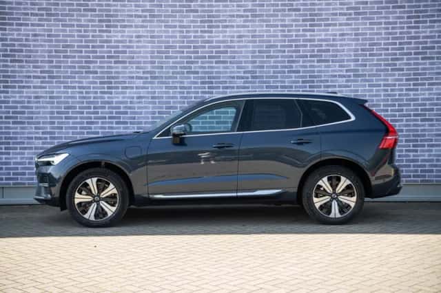 Volvo XC60 (2023) thumbnail 6