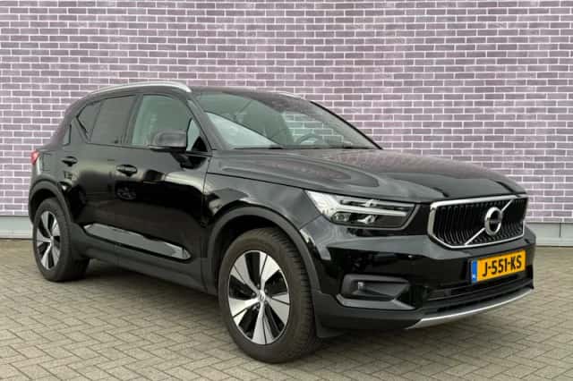 Volvo XC40 (2020) thumbnail 4