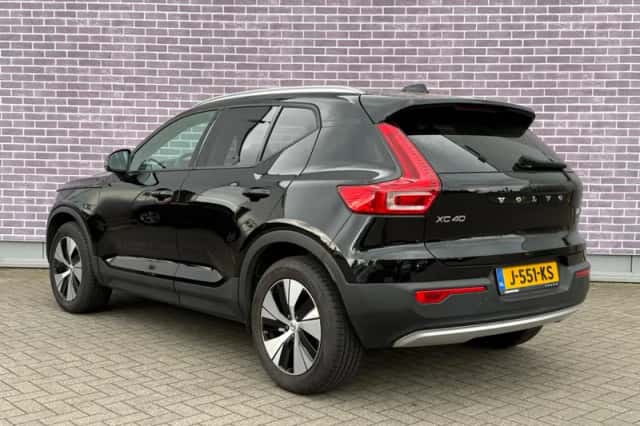 Volvo XC40 (2020) thumbnail 5