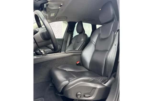 Volvo XC60 (2020) thumbnail 4